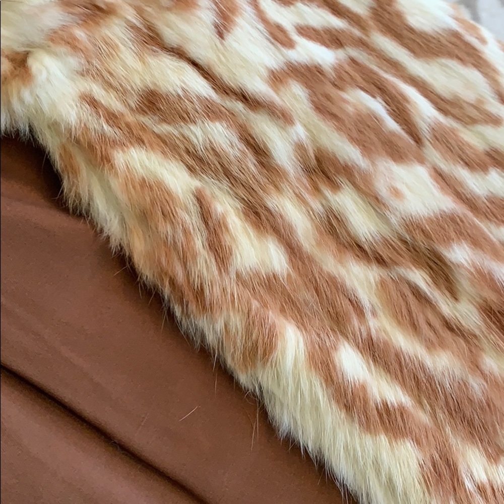 Authentic Gorgeous Multicolored Rabbit Fur - Picture 7 of 10